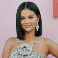 Selena Gomez potvrdila vezu sa prijateljem i saradnikom Džastina Bibera: Fanovi je "urnišu" na mrežama