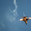 Hjustone, imamo problem: F-16 će biti oboren