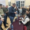 Predstavljena zbirka poezije „Ulaznica za raj“ Branislava Vukovca