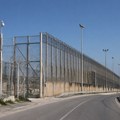 Novi pritisak na granicu Seute: Stotine migranata pokušale prelazak