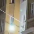(Video) Šok prizor na Američkoj ambasadi u Moskvi: Velika misterija posle tajne posete direktora CIA Rusiji