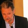 UDUS stao uz Dragana Mićanovića: „Apsolutna podrška za slobodu misli, govora i umetničkog stvaranja“