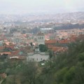 Južne vesti: Napadnuti novinar i novinarka u selu kod Vranja