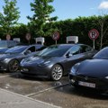 Tesla povlači 200.000 automobila u SAD