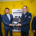 Apatinska pivara donirala još dvadeset alkometara Upravi saobraćajne policije