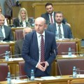 Knežević: Ne prebrojavajmo se, pružima jedni drugima ruku, pomirimo se!