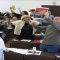 GG Uzinat preti motkama zato što ih narod neće