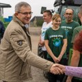 Glamočić obišao gazdinstvo u Bačincima: Domaći voćari ravnomerno pariraju evropskim