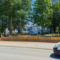 Medicinska škola „Dr Miodrag Lazić” dobija novu ogradu dvorišta