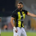 Ne prija mu život u Saudijskoj Arabiji, želi da promeni sredinu, ali ne pita se on! Legendarni as u ogromnom problemu, sada je…