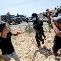 Израелска војска извршила рацију на Западној обали: Потрага за замеником вође Хамаса, приведено 20 људи