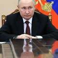Putin planira da ove nedelje poseti UAE i Saudijsku Arabiju, kažu ruski mediji