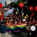 Hiljade na Paradi ponosa u Jerusalimu, na čelu porodice talaca zatočenih u Gazi