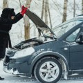 Ovo nikako ne smete raditi zimi Automehaničar upozorava da jedna greška može potpuno uništiti motor automobila