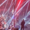 "Znam ja šta vas ubija - Kosovo je Srbija" Pogledajte kako je protekao koncert Baje Malog Knindže u Kragujevcu (video)