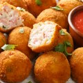 Recepti za krokete sa sirom i kapreze salatu – ovakve još niste probali