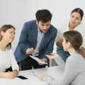 Psiholozi izdvojili navike ljudi koji se prave pametni