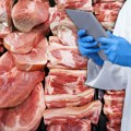 Poznatoj mesari zaplenjeno 3.000 kilograma mesa! Prodavali ono koje nije za ljudsku upotrebu - Vlasnik odmah uhapšen