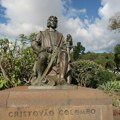 Na današnji dan: Rođeni Cvijić, Pavaroti i šestomilijarditi stanovnik Zemlje, Kolumbo otkrio Ameriku
