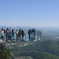 Otvoren vidikovac na Kablaru, šta o bezbednosti kaže profesor čiji je tim ispitivao konstrukciju (VIDEO)