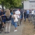 SNS prikuplja potpise podrške za izbornu listu „Aleksandar Vučić – Ujedinjena Srbija“ u Šapcu