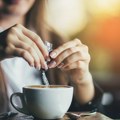 Žena milijardera gunđala zbog kafe od 4 dolara: "Za tu cenu mogu da dobijem pola litra"