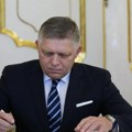 Dan posle stupanja na vlast Fico najavio: Slovačka prekida isporuke oružja Ukrajini