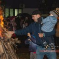 [FOTO] Kako su Zrenjaninci obeležili Badnji dan i Badnje veče, foto reportaža sa NOVE 4 lokacije! Zrenjanin - Badnji dan i…