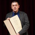Stevi Grabovcu uručena NIN-ova nagrada za roman godine