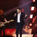 Veličanstvena noć: Aco Pejović pevao za 20 hiljada ljudi (foto)