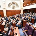 Izabrana nova Vlada Severne Makedonije, premijer Hristijan Mickoski