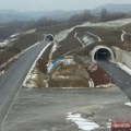 Još malo i gotovo: Evo kako teku radovi na izgradnji deonice Pakovraće-Požega FOTO