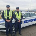 Uplašena majka prišla je policajcima, u sledećem trenutku ona i njeno malo dete jurili su ka Loznici pod rotacijom (foto)