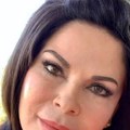 (Foto) u ovoj kući na moru živi Mirjana Antonović: Napravila sebi dom u Americi, a unutra sve u beloj boji