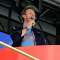 Coldplay održao prvi koncert nakon viralnog skandala i imali su posebno upozorenje za publiku: “Zato vas molim, ako niste…”…