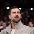 Novak Đoković bodri Zvezdu u Pireju! Kamere uhvatile srpskog tenisera - pogledajte njegovu reakciju kada je shvatio da ga…
