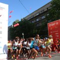Vodnik Vojske Srbije peti put zaredom šampion. Apatinac pobedio na Beogradskom maratonu: Pao i rekord na Trgu republike