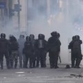 Zemlja u plamenu zbog mera štednje: zatvorene banke i neredi zbog nestašice hrane i goriva