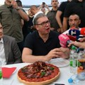 Otac na izbornom putu: Matrica da je Vučić dobar car, ali sa pokvarenim vezirima