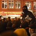 Haos na ulicama Frankfurta: Opljačkana prodavnica oružja, objavljen dramatičan snimak