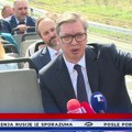 Minimalac do kraja godine 400 evra: Vučić u obilasku Auto-puta mira