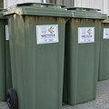 „Čistoća“ apeluje na Novosađane da ne bacaju šut i crep u kante