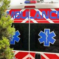 Dva maloletnika povređena u udesu kod Prokuplja, jedan životno ugrožen
