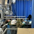 Najveća bolnica u Gazi "više nije u funkciji", bebe izvađene iz inkubatora i umotane u foliju da bi preživele