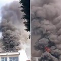 Maturanti u Crnoj Gori zapalili školu! Tokom bakljade vatra zahvatila krov, gust crni dim se širi nebom