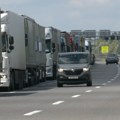 "Проведемо радно време на граници": Како смањити колоне камиона на граничним прелазима