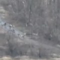 Počelo MASOVNO povlačenje ukrajinske vojske: Bacaju oružje i beže glavom bez obzira, dron zabeležio nestvarne scene…