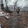 Četiri osobe povređene u vazdušnom napadu u Harkovu