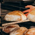 Veći udar na džep građana: Poskupeo beli hleb u Crnoj Gori