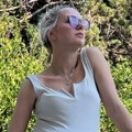 Pevačica trpi stravične uvrede jer je trudna: Čeka blizance, a prozivaju je da je debela i ostavljaju sramne komentare